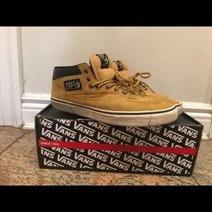 Vans Half Cab (hiker) Suede/Tan